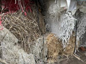 长期大量求购PE淋膜纸边条料、下脚料