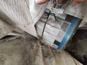 出售手机厂下来的PET膜废料，现货10多吨