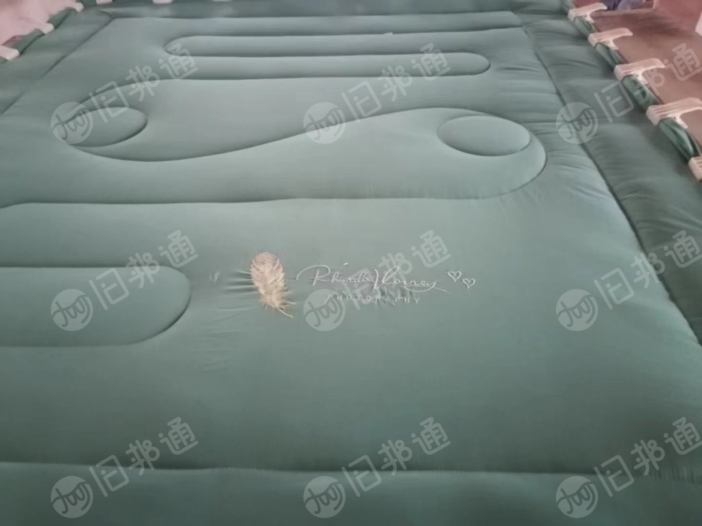 出售绣花冬被,绣花贝壳,冬被,绣花,棉被