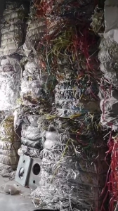 长期出售PP打包带毛料，杂色PP打包带废料，透明PP打包带废料