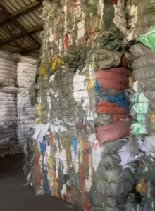 长期出售编织袋废料，吨包废料