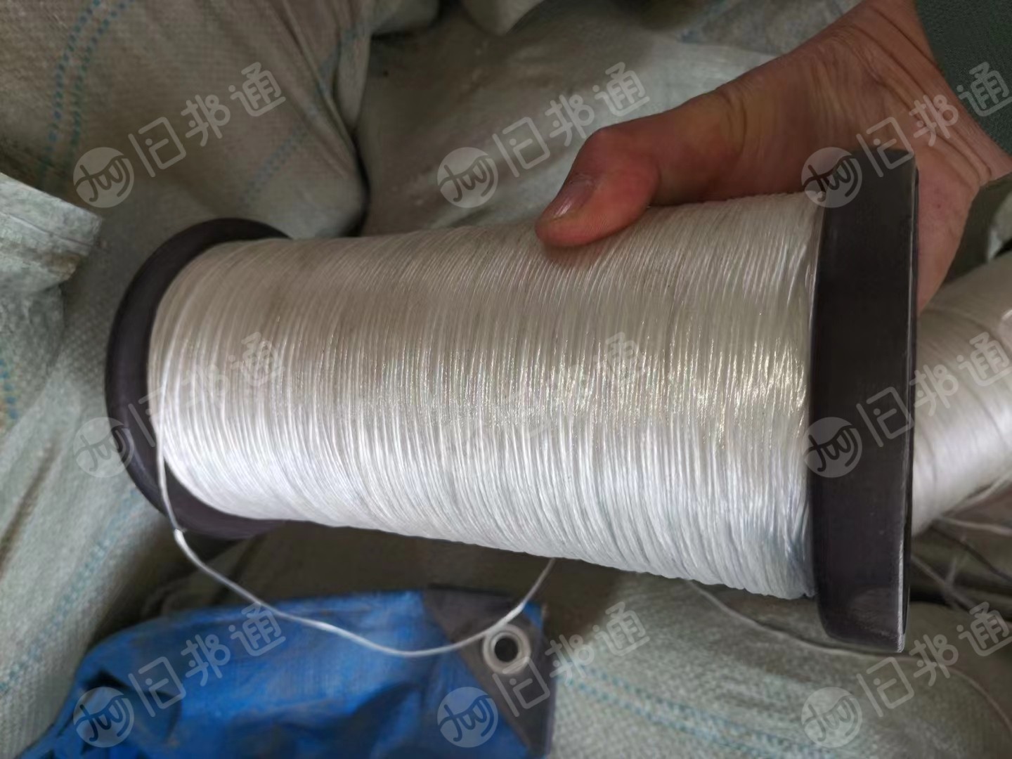 出售加捻丝,加捻涤纶丝,涤纶丝