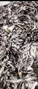 做履带的边角料，可以做实心胎用，月供百吨，长期出售