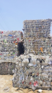 PET,PVC吸塑片压包料出售，月供50吨 