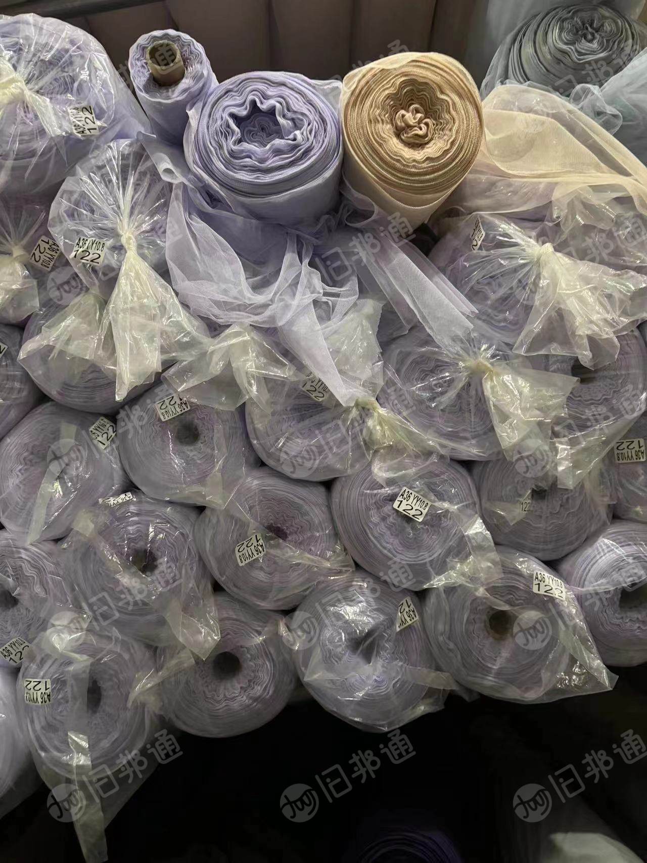 出售涤纶网库存布,纯涤纶,杂色,现货十几吨,货在江苏