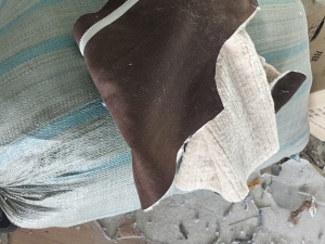 长期大量出售服装下脚料，一面皮，一面绒