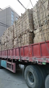 出售进口甲牛纸箱压块