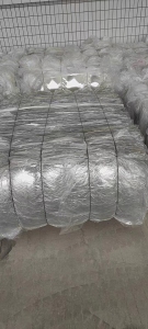 出售透明PET膜，带胶水(中粘)，现货6吨，长期有货