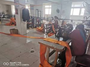 出售库存吊装带，各种规格都有，现货有8吨左右，货在江苏镇江