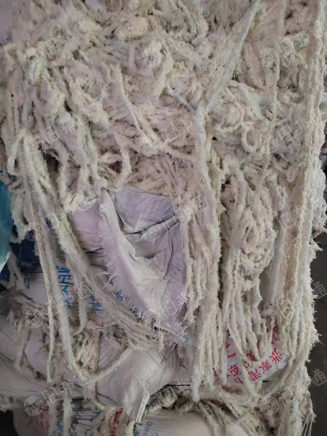 出售纺织厂的布边纱,混合布边纱,白色,现货几吨,杂色现货二十多吨
