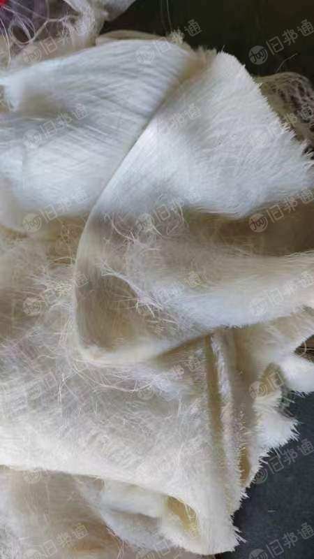 出售粘胶回丝,粘胶纤维,合成化纤,,每月有4吨左右,货在山东潍坊