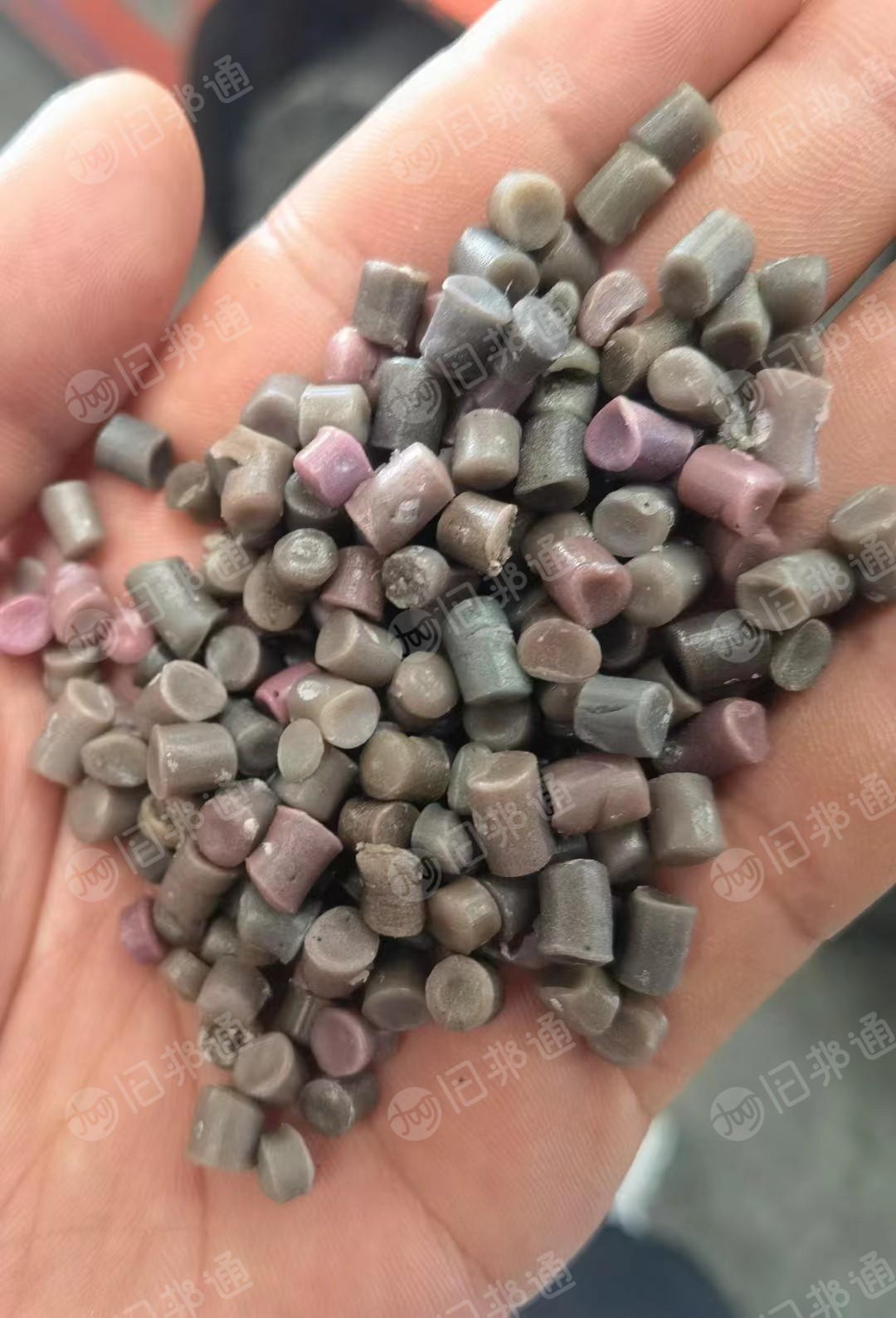 干造低压花膜颗粒长期出售, 过2张60目,月产100吨