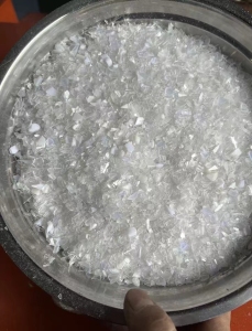 长期出售透明丙破碎料，饭盒破碎料