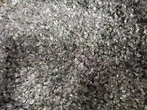 出售6063低铁料，99个铝，全干，带0.02的塑胶片，干出水95到96