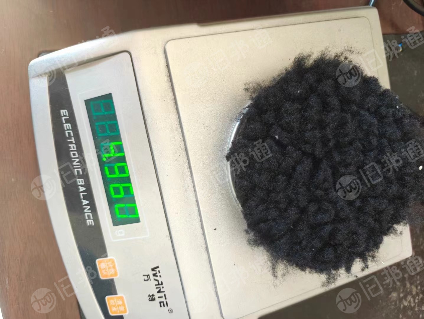 出售大颗粒羊羔绒门幅1.6克重496克,批号,货在江苏苏州