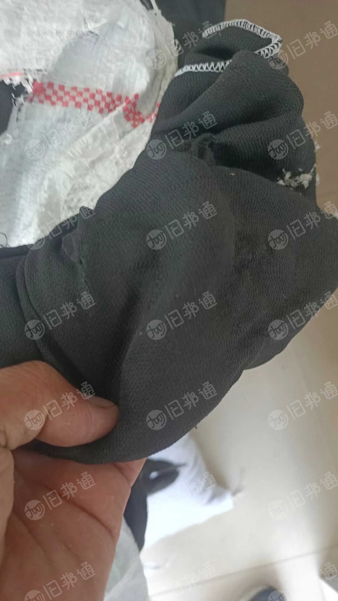 江苏,出售白色黑色,涤纶废丝,现货五六吨,