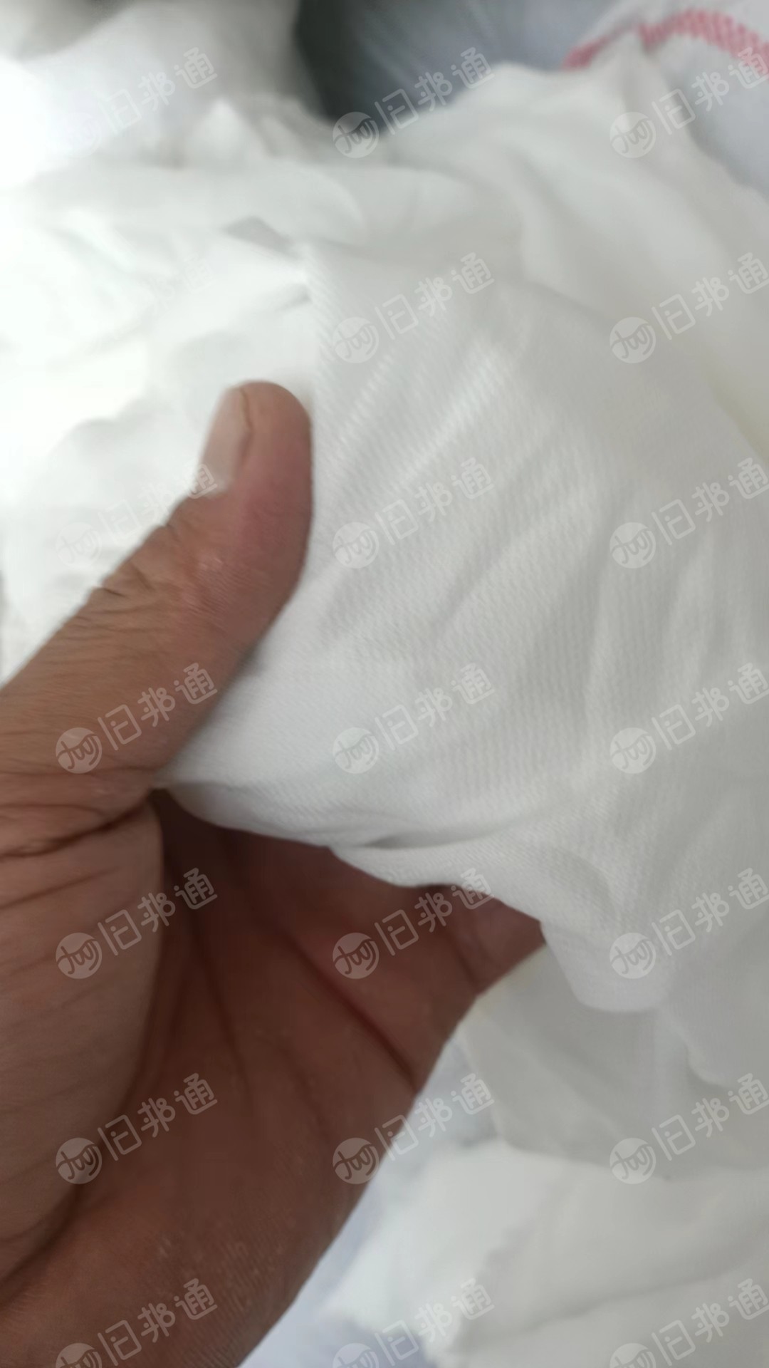 江苏,出售白色黑色,涤纶废丝,现货五六吨,