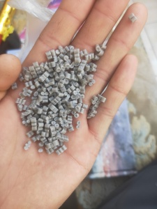 出售PP半透明打包带颗粒