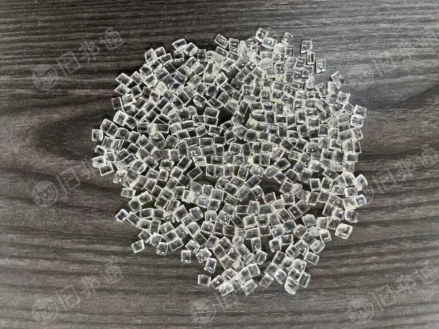 出售PET有光再生切片,PET有光颗粒