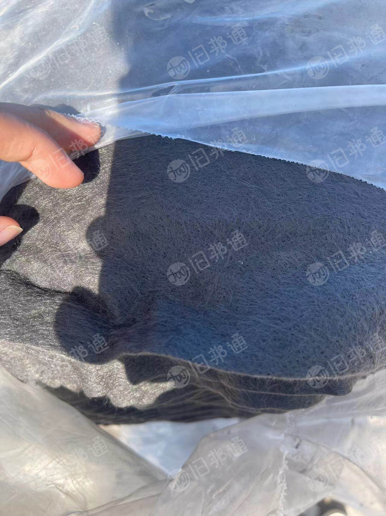 出售涤纶地毯料,现货200吨