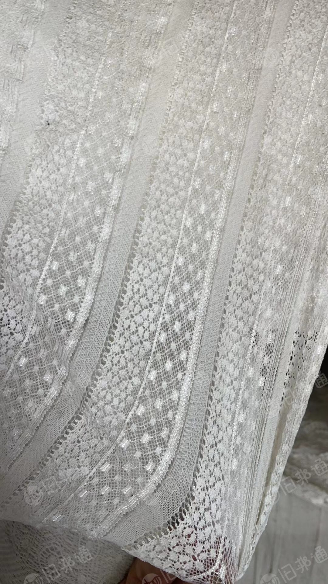 售锦氨混合花边碎,碎布料,货在福建长乐