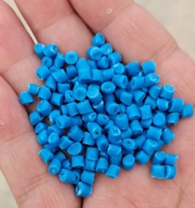 pp颗粒中融共聚现货出售，热洗工艺性能稳定，可代替原料，或者添加试用