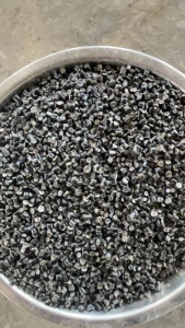 长期出售尼龙颗粒， 现货四十吨，月供二百吨，江苏宿迁