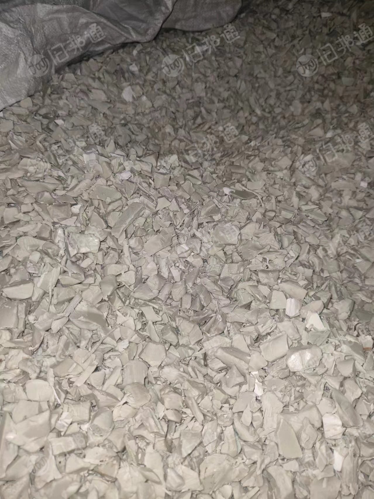 出售PP新料板材破碎料,现货七八十吨,