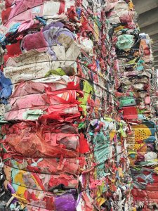 出售丙料压包料