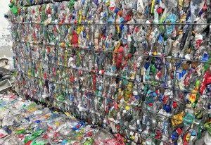 长期出售三色瓶砖，现货9.6米一车