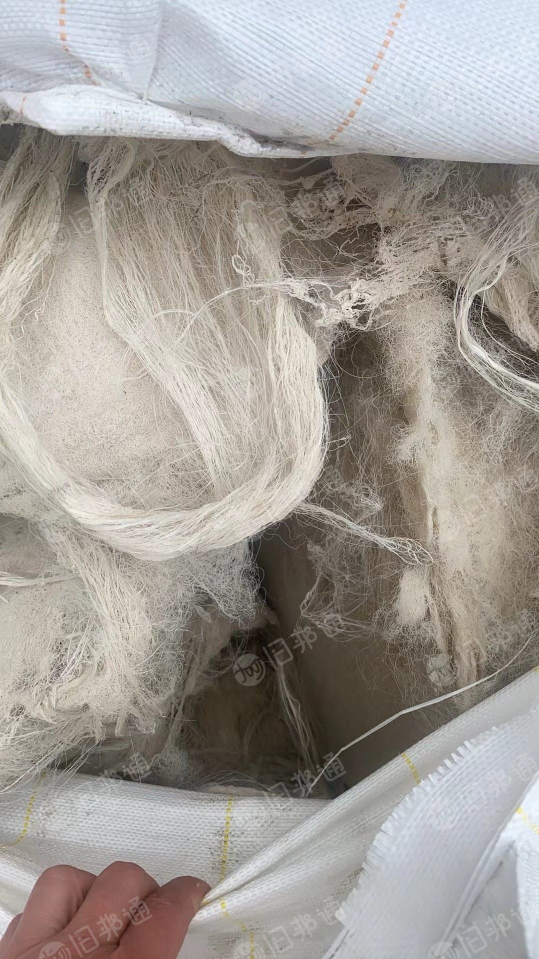 长期大量出售白色纯涤纶块料,白块,涤纶毛丝、块料