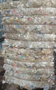 常年出售PET瓶砖，聚酯瓶砖