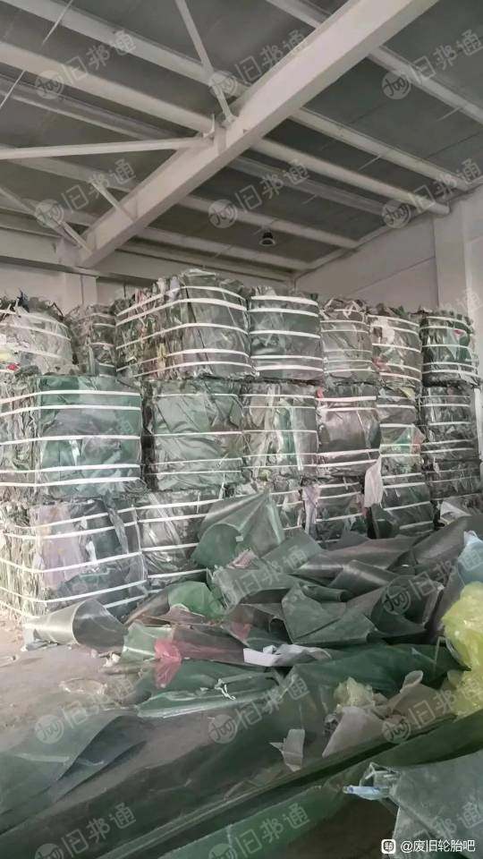 出售塑料炼油料,环氧树脂绿皮炼油料,一天一车