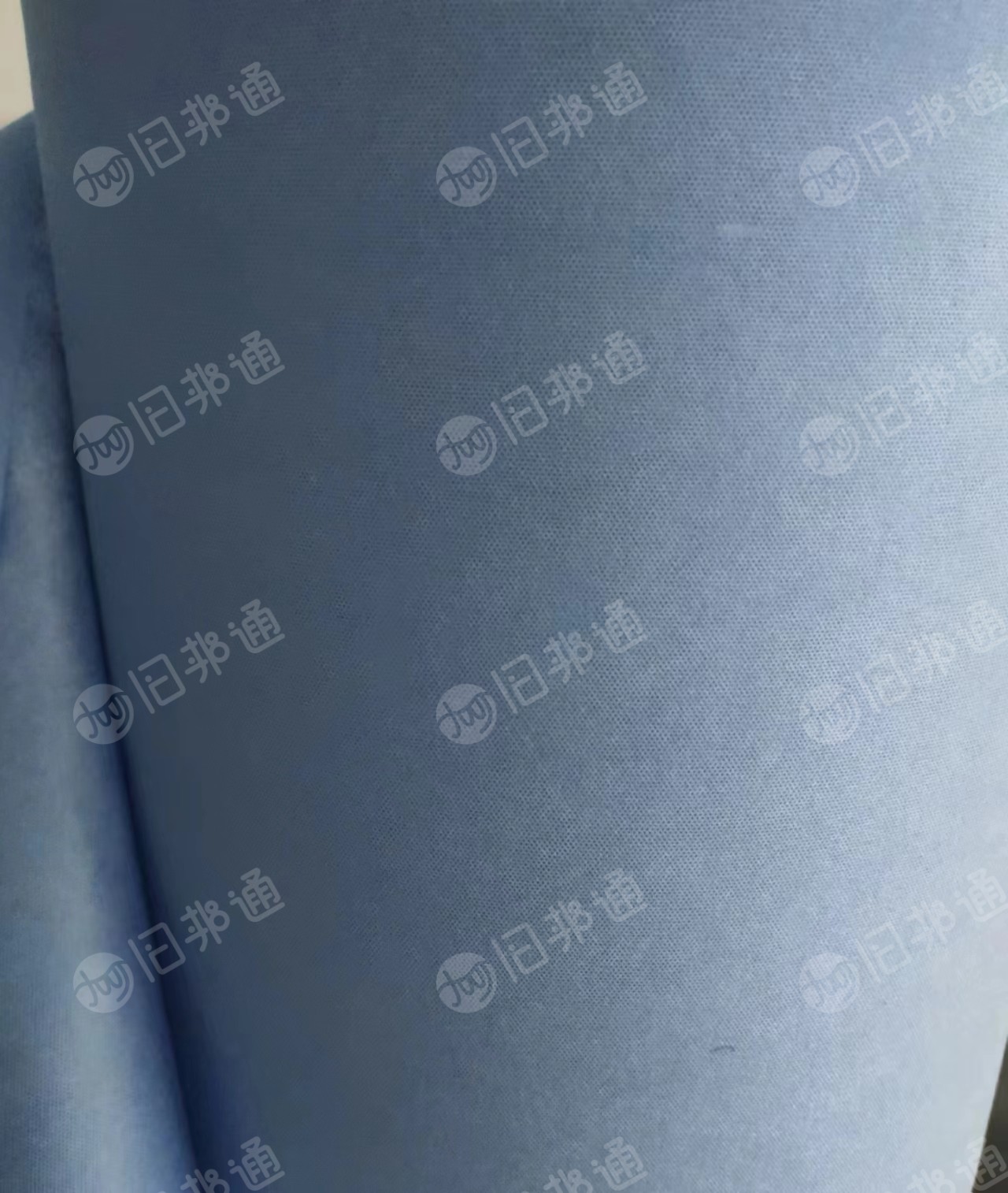 出售sms无纺布,40克,蓝色,1.6米幅度成卷的,现货5吨左右,货在黑龙江哈尔滨