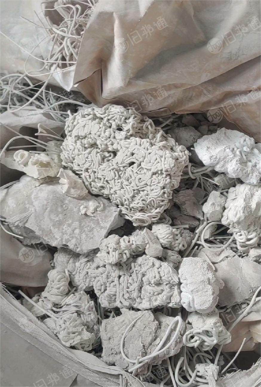 出售pet胶头废料,色母厂胶头