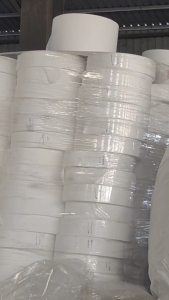 出售电池膜卷材，可打绳用，每月100吨