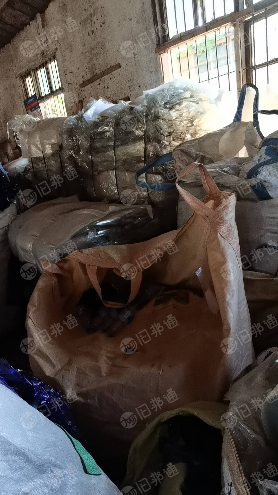 长期出售PET轻胶膜废料,PET滑膜废料