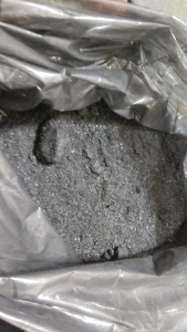 出售坩埚厂下来的机加收尘粉，石墨化后负极尾料