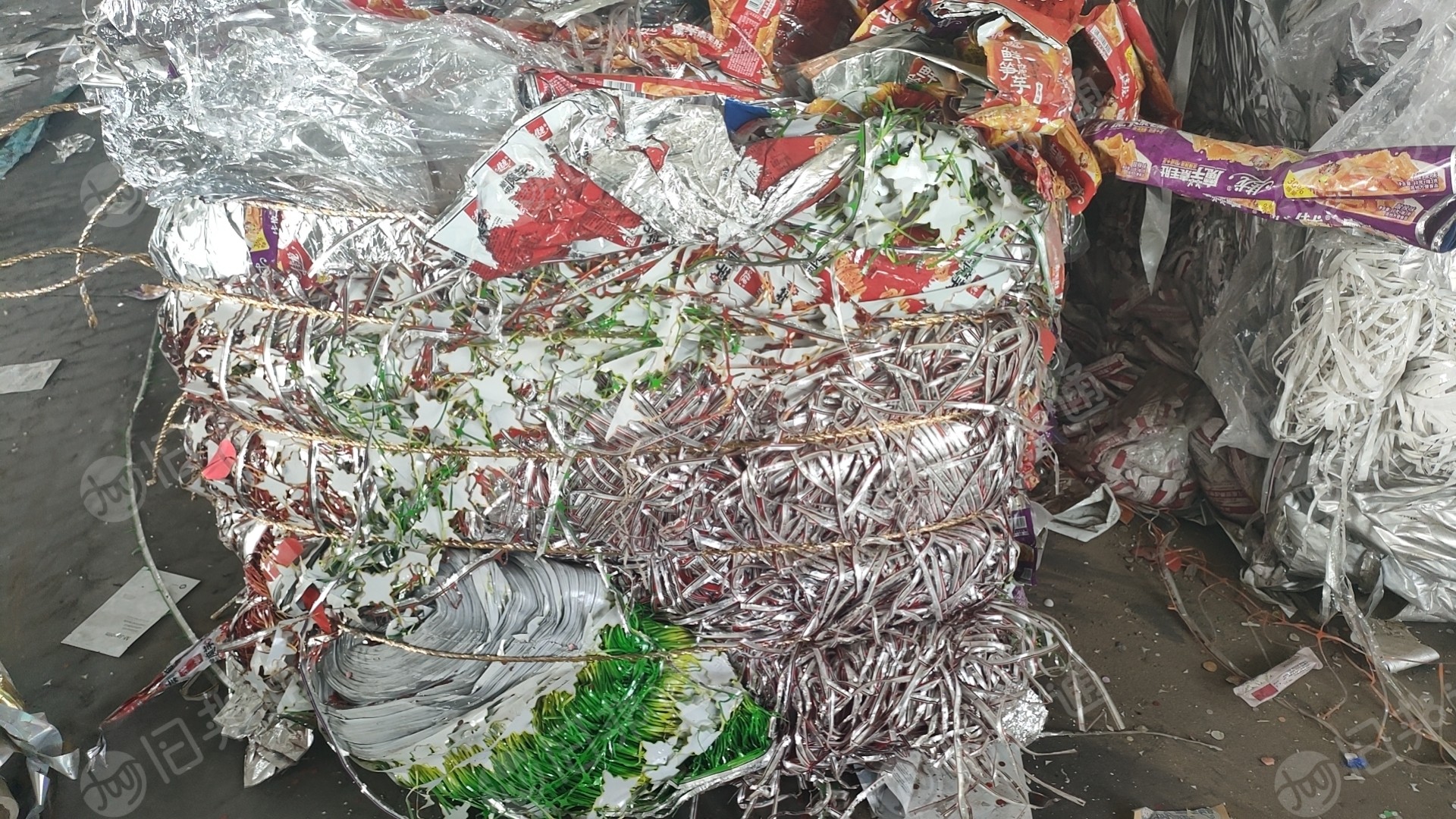 高价求购各种炼油用铝塑膜,工厂过期包装袋,面膜袋,月需4000吨。