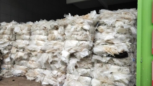 出售高压复尼龙膜，年供600-800吨