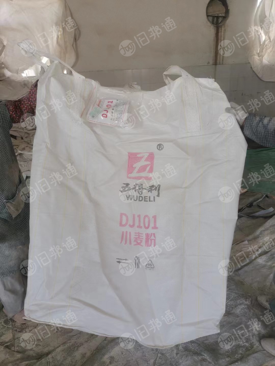 出售二手吨包,规格100*130,之前是装面粉用的,月供1万条