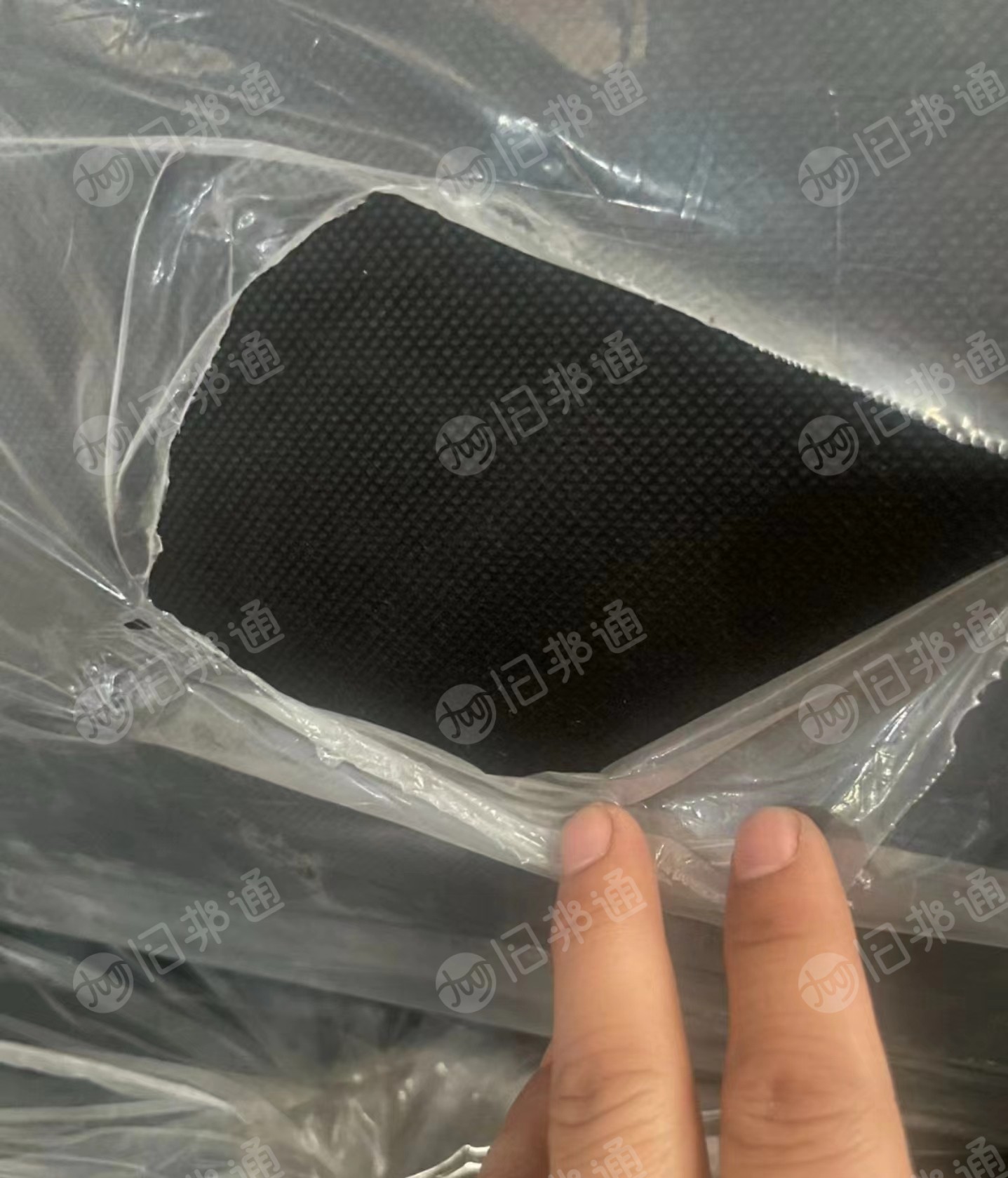 出售黑色PP粘胶无纺布,门幅1.2m,克重90g120g,货在河北廊坊