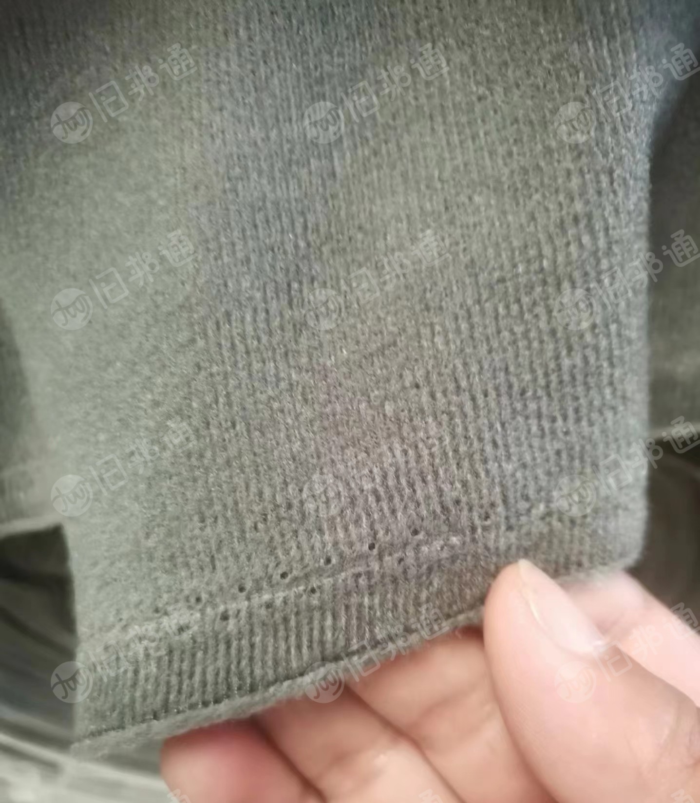 出售拉毛精编布,带一层膜,现货有10吨,货在浙江绍兴