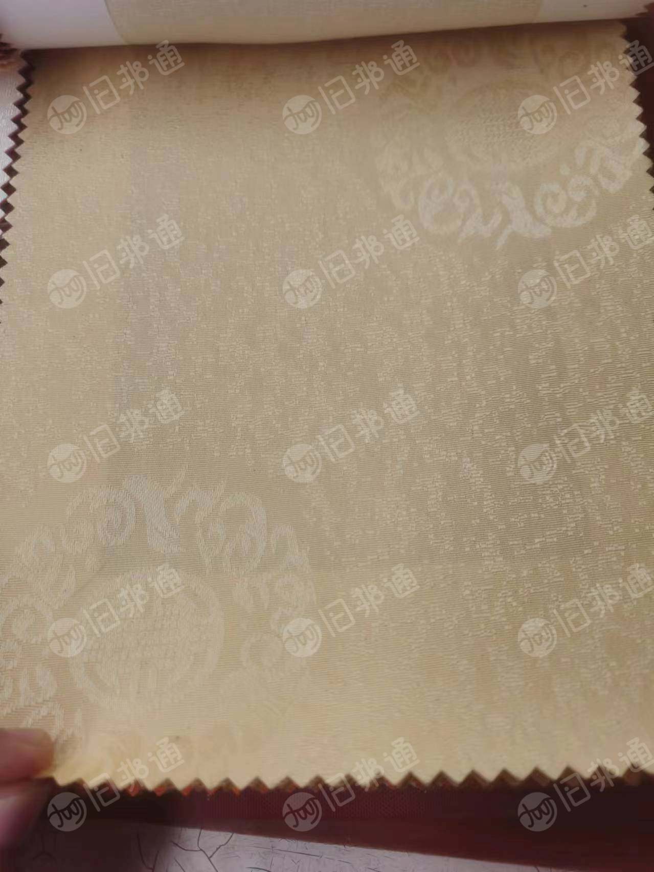 出售厂包布,,各种颜色都有,门幅3.2米,货在广东