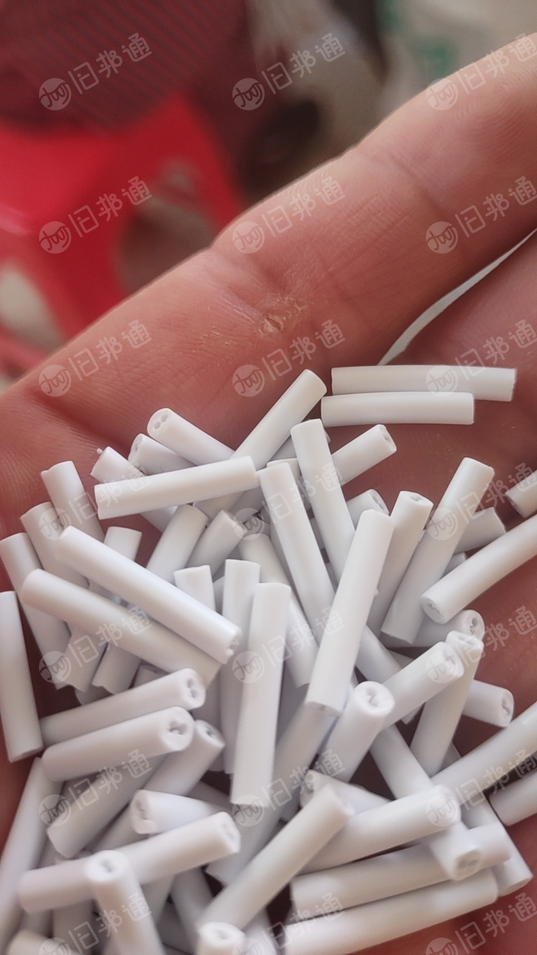 大量出售数据线厂废料,PVC线皮,线芯