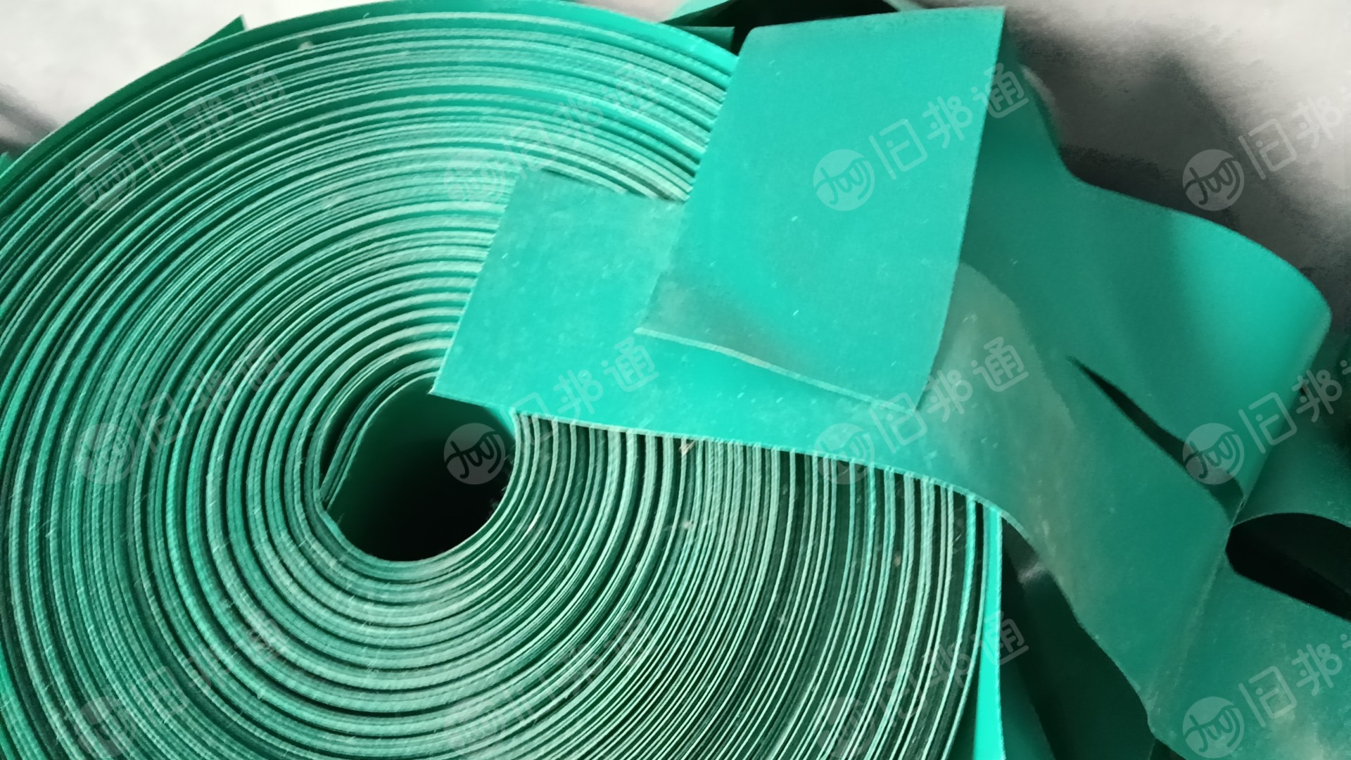 出售pvc夹网布,一个月20吨左右