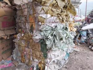 出售水洗废旧编织袋，一个月20-30吨