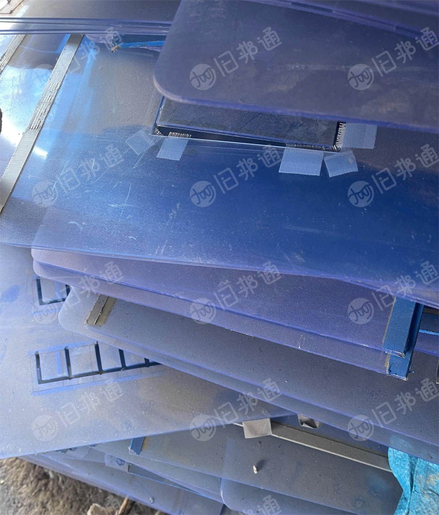 出售PVC蓝色板,PVC毛料,带商标纸