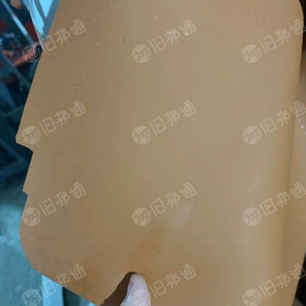 出售汽车内饰的PVC革下脚料 ,PU革边料,月供100吨左右