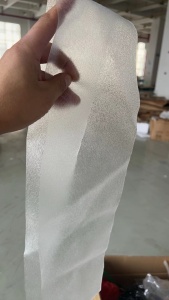 长期出售光伏厂下来的EVA膜废料，有需要的联系